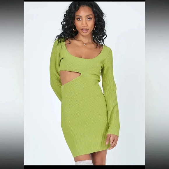 NWT PRINCESS POLLY size s/m GREEN LONG SLEEVE SIDE CUTOUT DRESS - - Picture 1 of 4